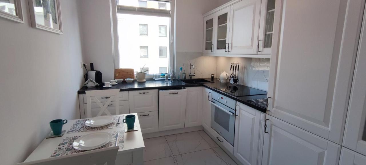 Labo Apartment Fort Wola Warsaw Luaran gambar